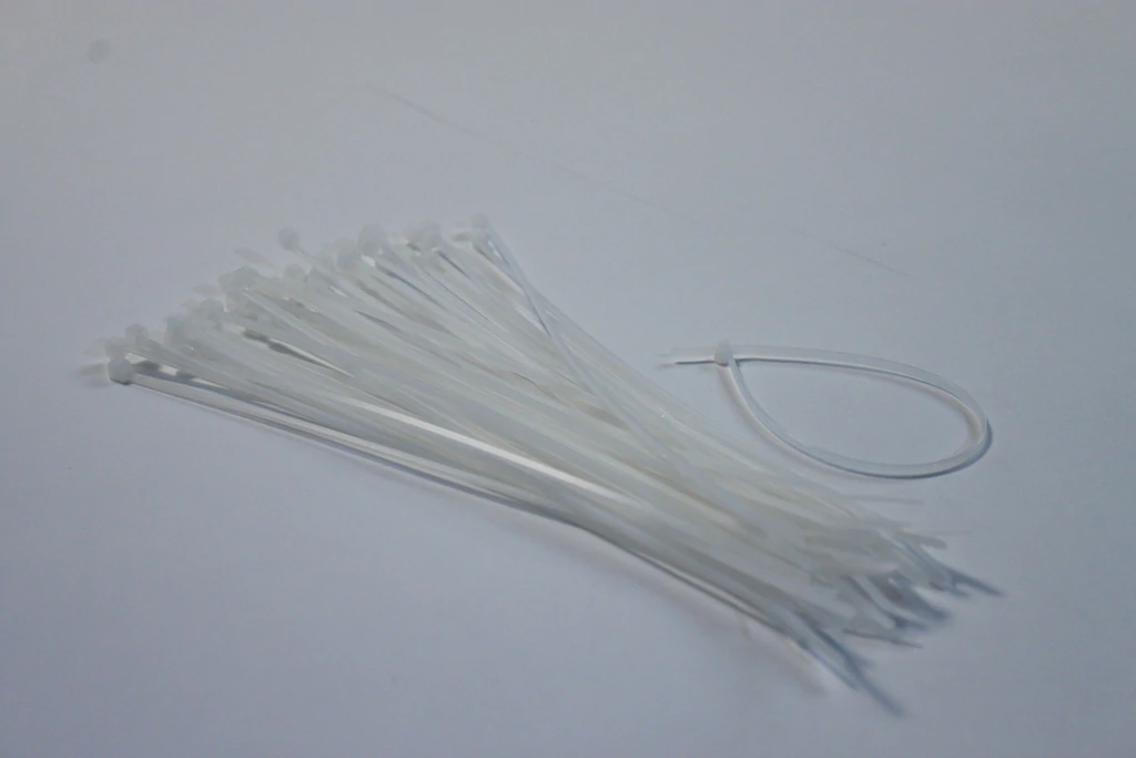 8&#39; Plastic Cable Ties